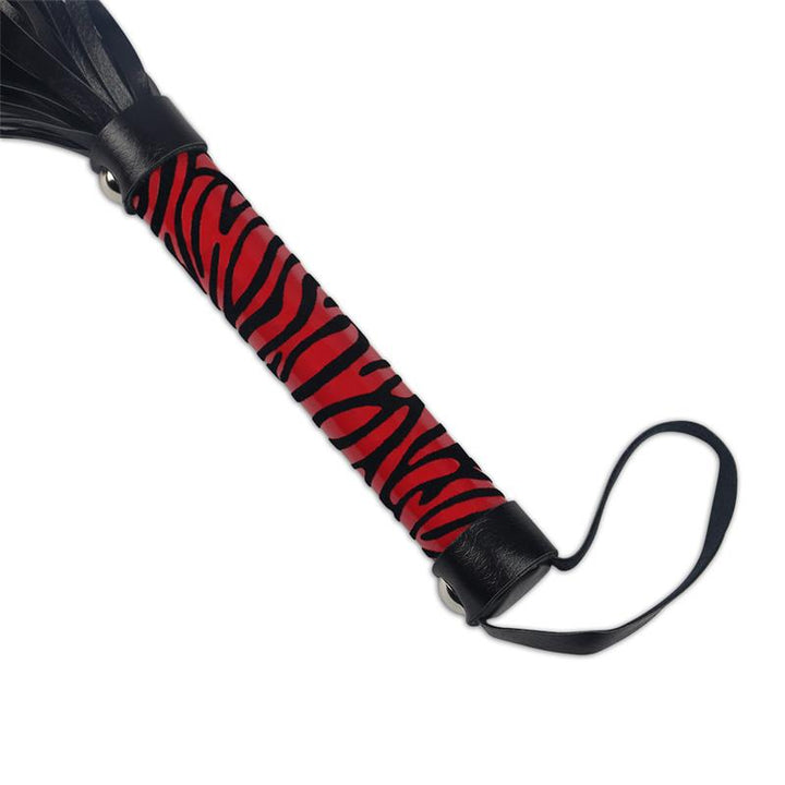 Flogger Cuero Negro y Rojo